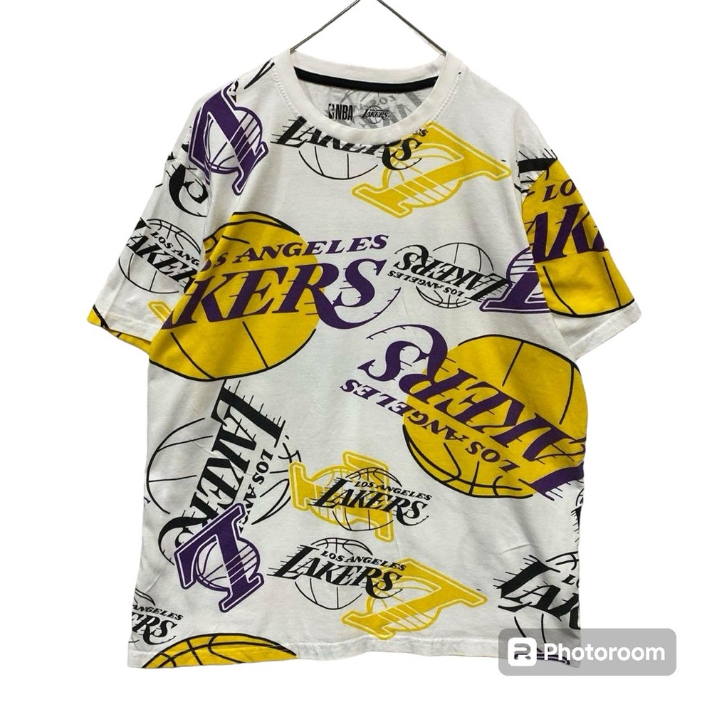 Vintage streetwear NBA men’s/unisex crew cut  XL shirt